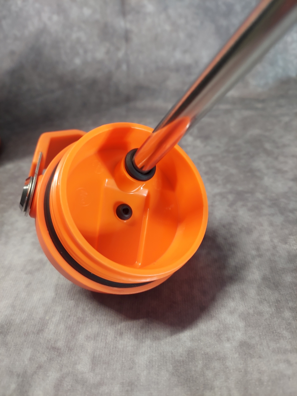 Stanley IceFlow Aerolight 36oz Bottle Tigerlily Orange Flip Straw Water Bottle - Picture 8 of 9